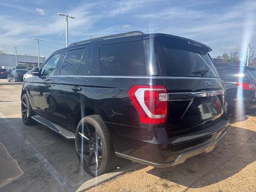 2020 Ford Expedition XLT