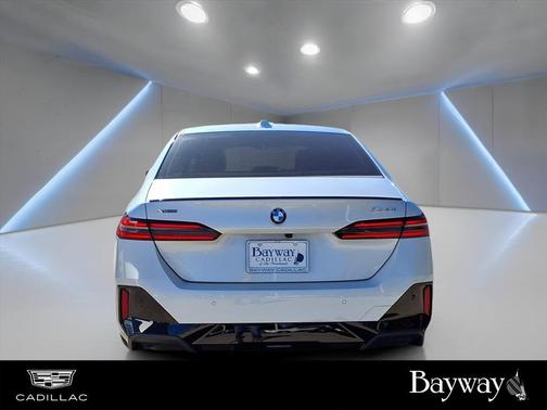 2025 BMW 530 i xDrive