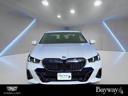 2025 BMW 530 i xDrive