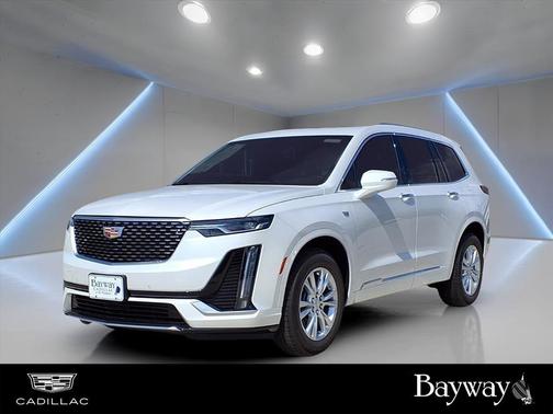 2025 Cadillac XT6 Luxury FWD