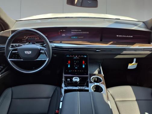 2025 Cadillac Escalade ESV Luxury