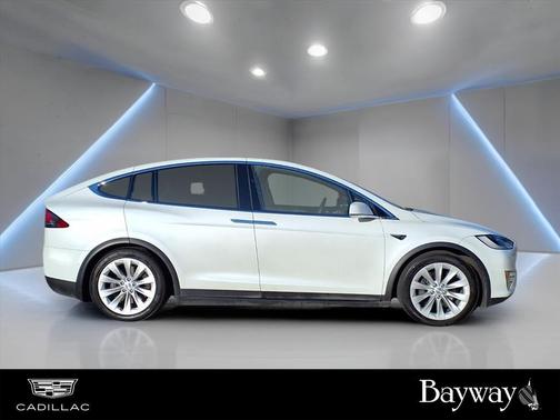 2020 Tesla Model X Long Range
