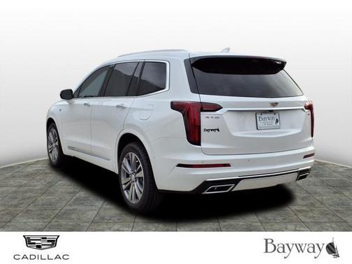 2025 Cadillac XT6 Premium Luxury FWD