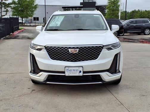 2025 Cadillac XT6 Premium Luxury FWD
