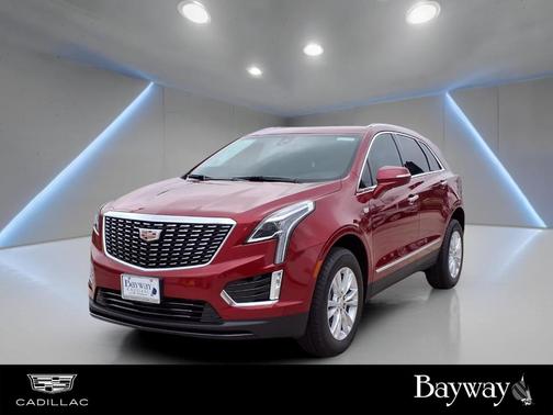2026 Cadillac XT5 Luxury