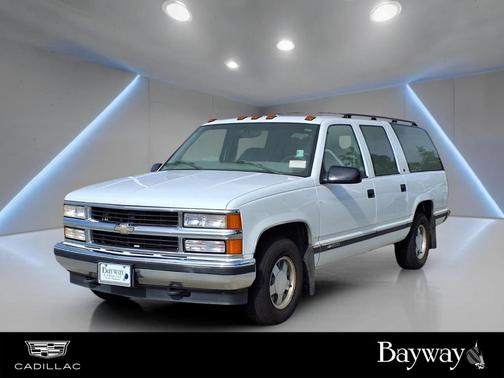 Summit White 1997 Chevrolet Suburban 1500
