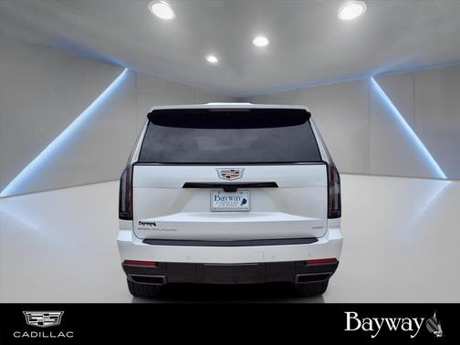 2025 Cadillac Escalade Sport
