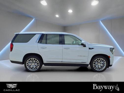Summit White 2023 GMC Yukon Denali