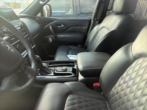 2022 INFINITI QX80 SENSORY