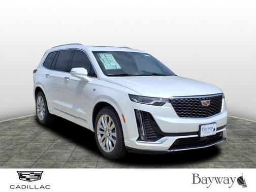 2025 Cadillac XT6 Premium Luxury FWD