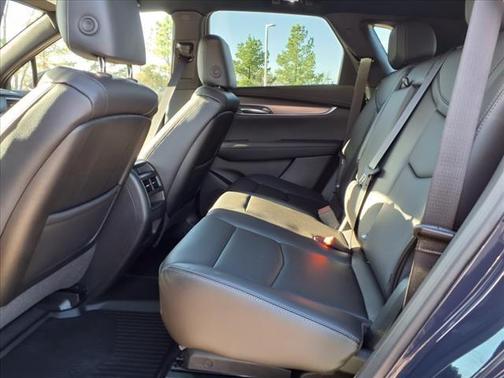 2025 Cadillac XT5 Luxury