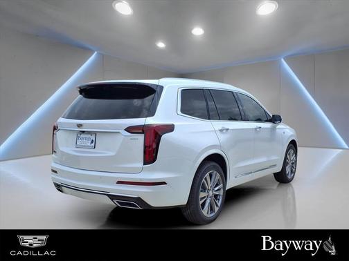 2025 Cadillac XT6 Premium Luxury FWD