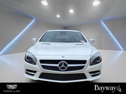 White 2014 Mercedes-Benz SL-Class SL 550
