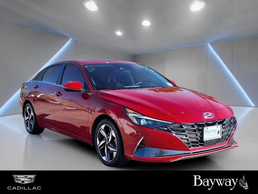 2023 Hyundai ELANTRA Limited