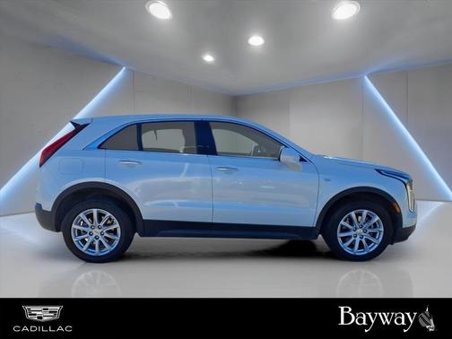 2022 Cadillac XT4 Luxury