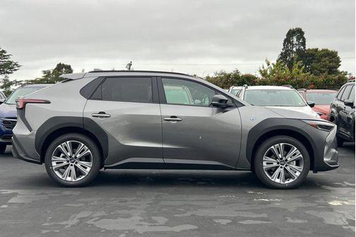 2025 Subaru Solterra Limited