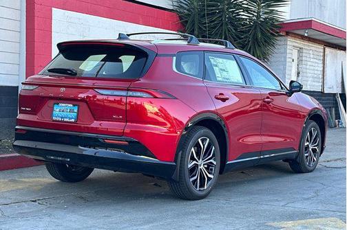 2026 Toyota Crown Signia XLE