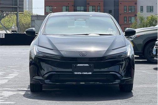 2025 Toyota Prius L