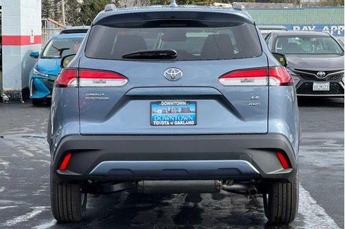 2024 Toyota Corolla Cross LE