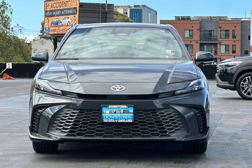 Underground 2026 Toyota Camry SE