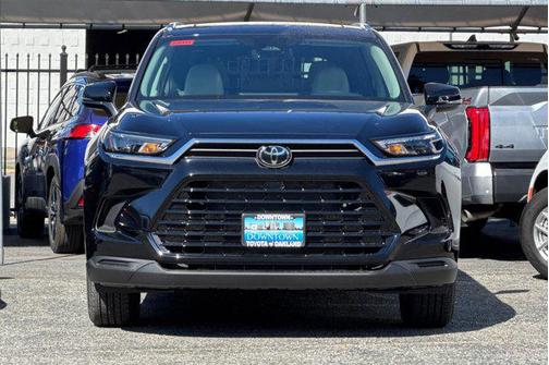 2025 Toyota Grand Highlander XLE