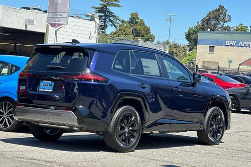 Blueprint 2026 Toyota RAV4 Plug-In Hybrid SE