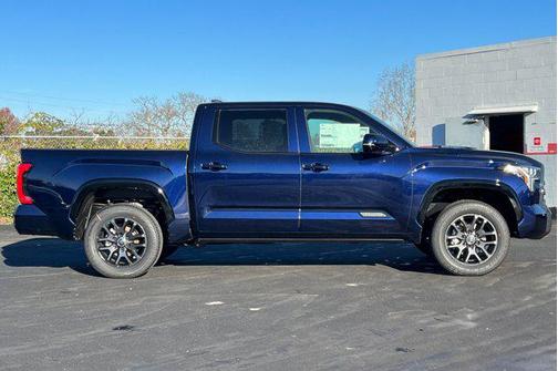 2024 Toyota Tundra Hybrid Platinum