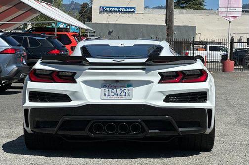 Arctic White 2024 Chevrolet Corvette Z06