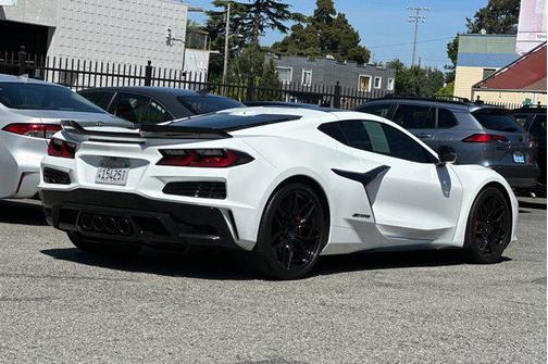 Arctic White 2024 Chevrolet Corvette Z06