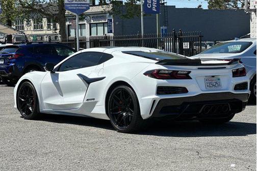 Arctic White 2024 Chevrolet Corvette Z06