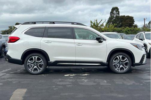2025 Subaru Ascent Limited 7-Passenger