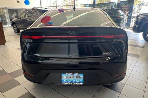 2024 Toyota Prius LE