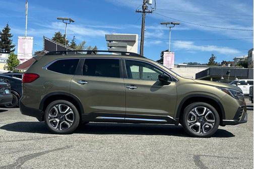 Autumn Green Metallic 2026 Subaru Ascent Touring 7-Passenger