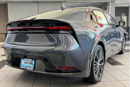 2024 Toyota Prius XLE