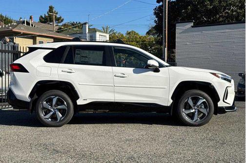 2025 Toyota RAV4 Hybrid SE