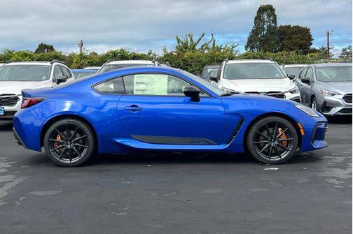 2025 Subaru BRZ tS