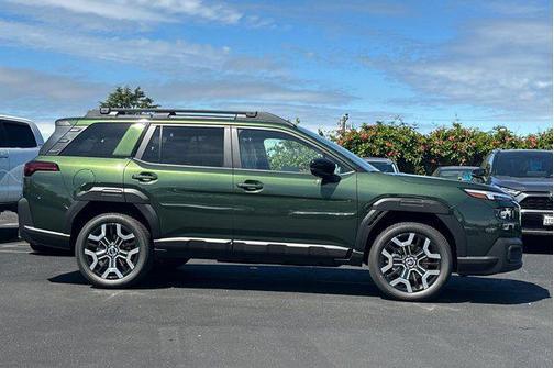 Deep Emerald Green Pearl 2026 Subaru Outback Touring XT