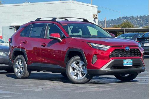 2024 Toyota RAV4 Hybrid LE