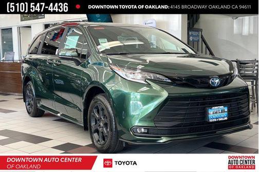 2025 Toyota Sienna Woodland Edition