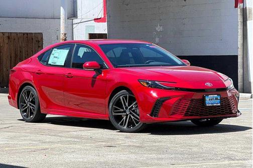 2025 Toyota Camry XSE