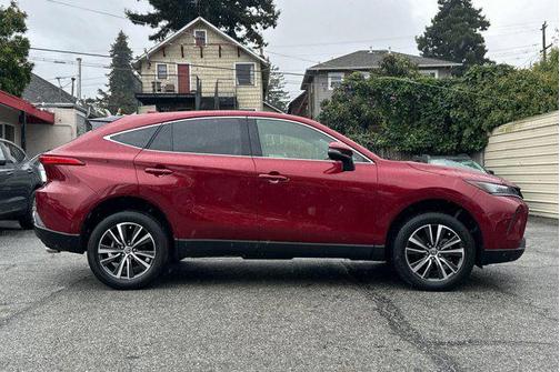 2022 Toyota Venza LE