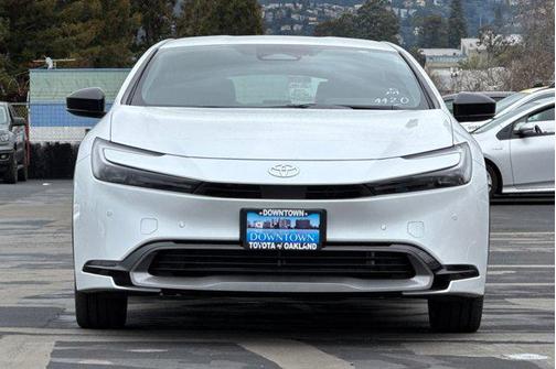 2025 Toyota Prius XLE