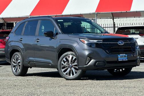 Magnetite Gray Metallic 2026 Subaru Forester Touring