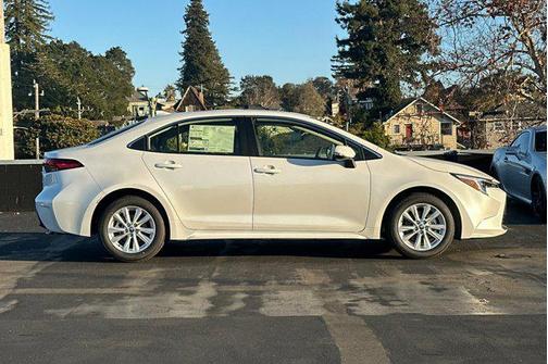 2026 Toyota Corolla Hybrid XLE