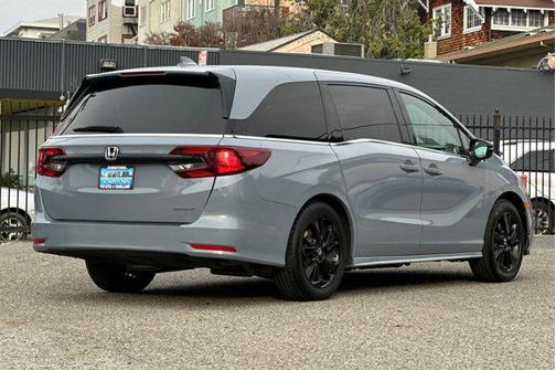 2024 Honda Odyssey Sport