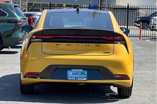 2025 Toyota Prius L