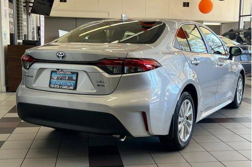 2025 Toyota Corolla Hybrid XLE