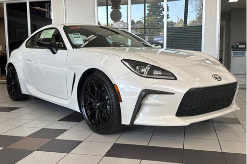 2025 Toyota GR86 Premium