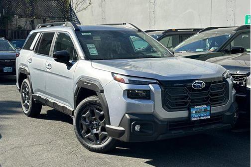 Ice Silver Metallic 2026 Subaru Outback Premium