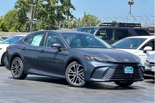 Dark Cosmos 2026 Toyota Camry XLE